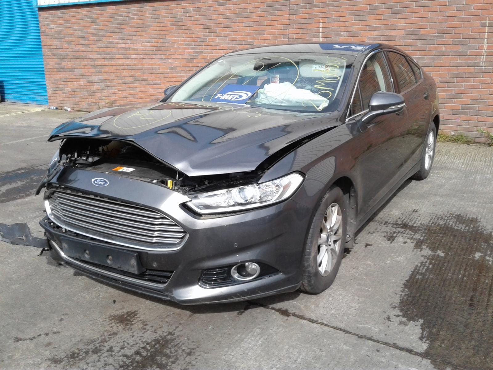 2015 FORD MONDEO Image